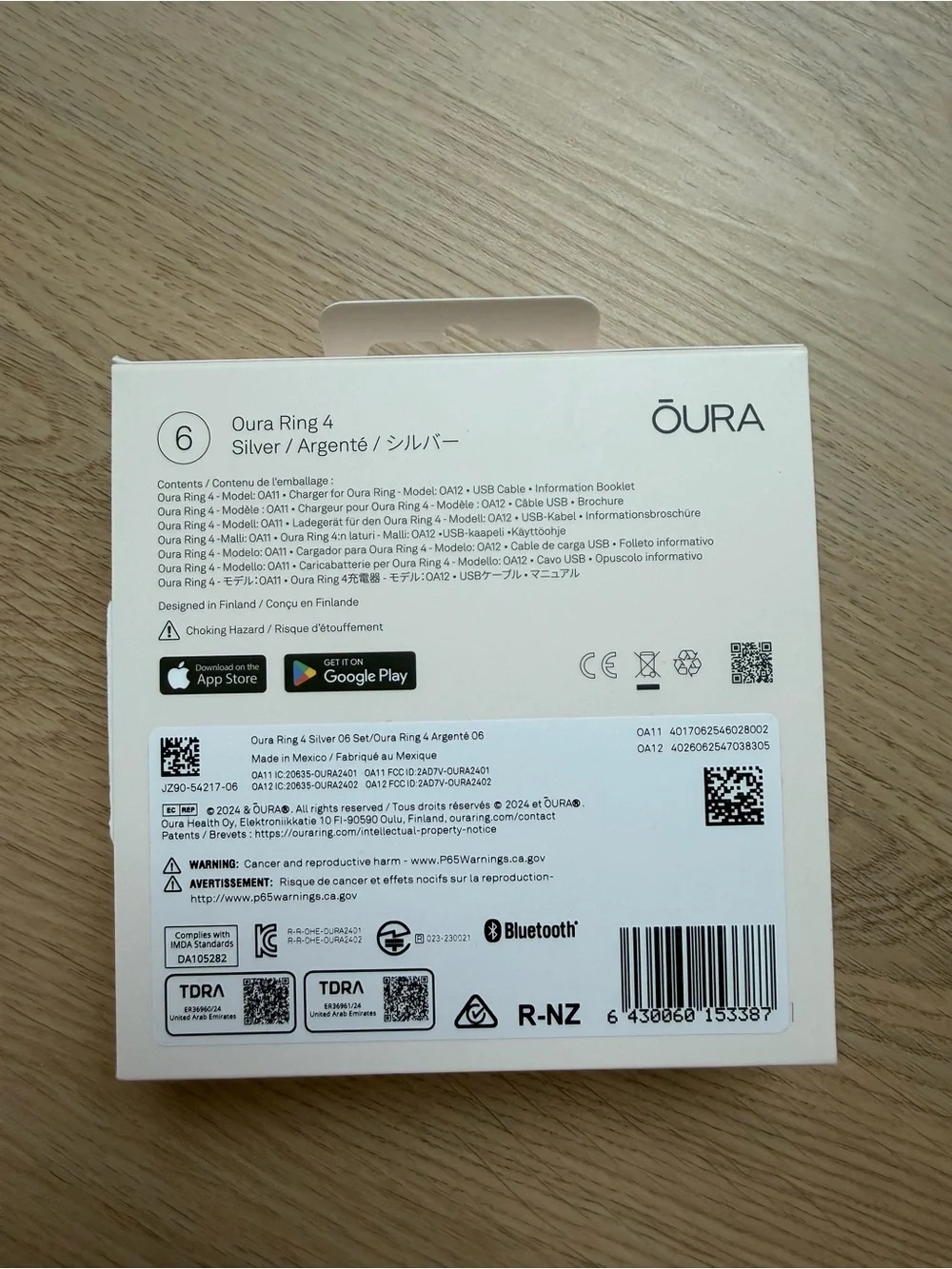 ŌURA Ring Gen 4 - Silver (SIZE 6)